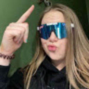 Meet your Posher, Lexi